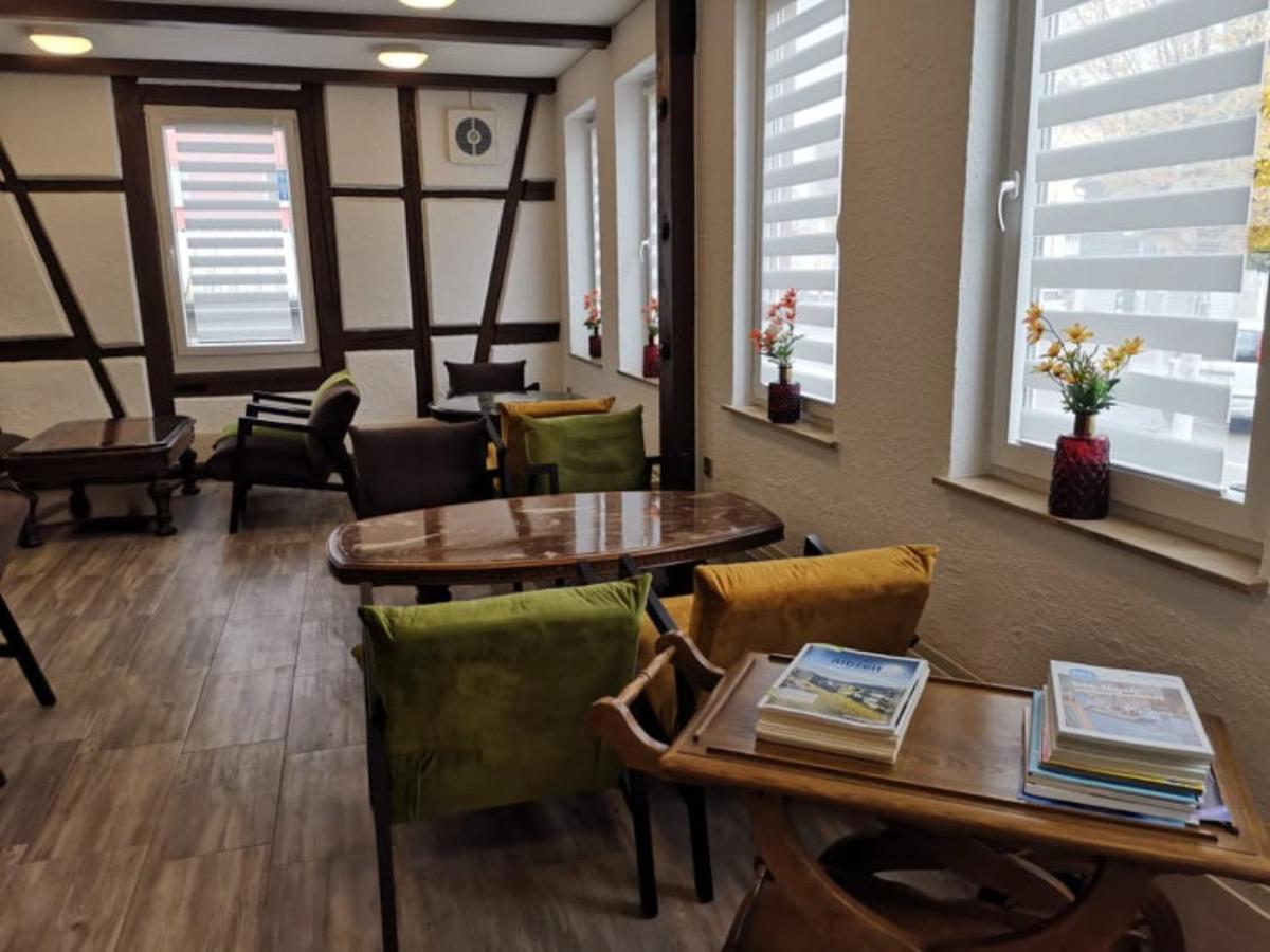 Hotel Zum Weissen Ochsen Аален Екстериор снимка